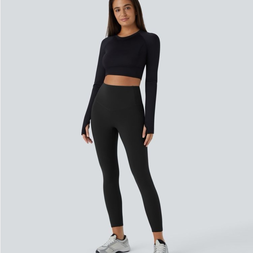 HALARA Softly Zero Thermal Black High-Rise Waist Control with Pocket